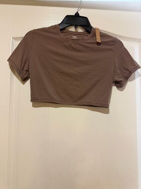 Skims fits everybody cropped t-shirt size L
